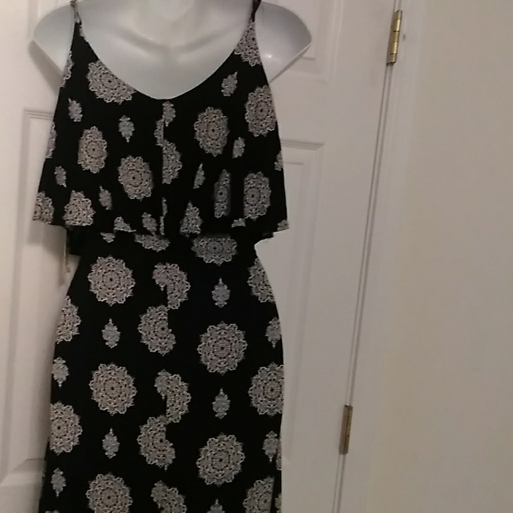Sundress - Picture 3 of 4